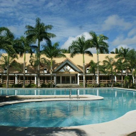 Pineapple Island Resort Daet Dış mekan fotoğraf